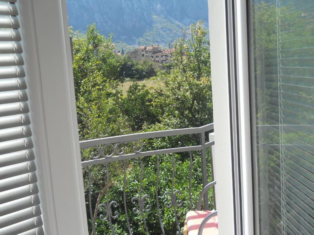 Apartments Ognjenovic Risan Habitación foto